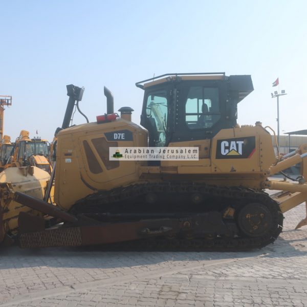 CAT-D7E-24181-7-www.al-quds.com