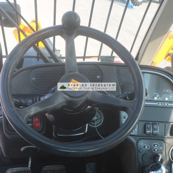 JCB-540-140-24478-12-www.al-quds.com