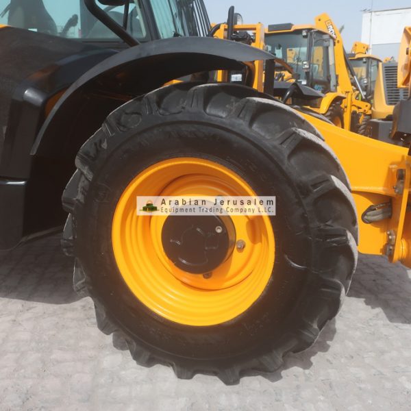 JCB-540-180-24501-15-www.al-quds.com