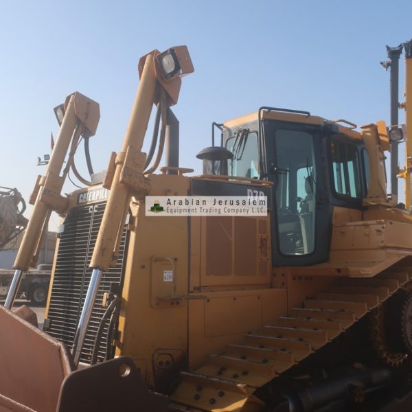 CAT-D7R-25061-9-www.al-quds.com