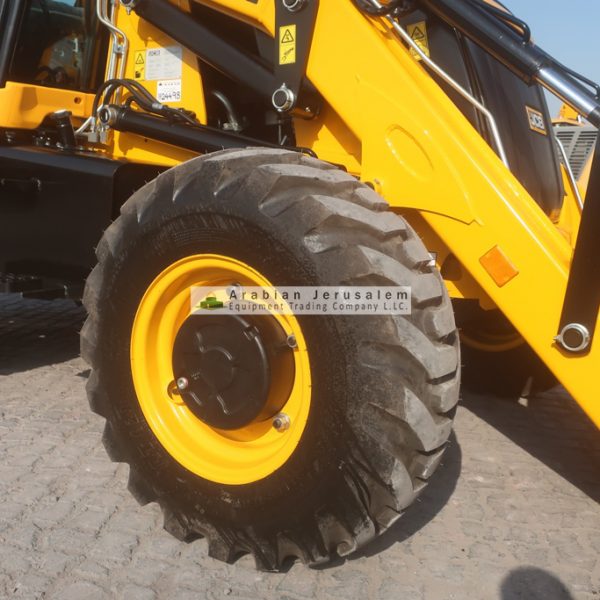 JCB-3DX-24498-19-www.al-quds.com