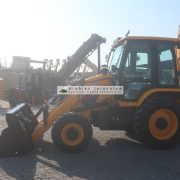 JCB-3DX-24498-7-www.al-quds.com