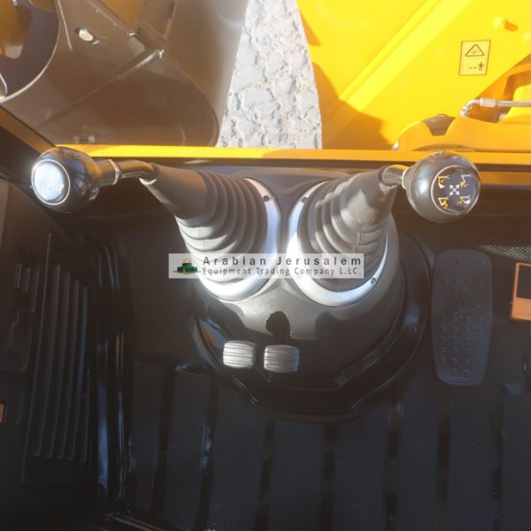 JCB-3DX-24504-11-www.al-quds.com