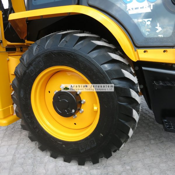 JCB-3DX-25069-17-www.al-quds.com