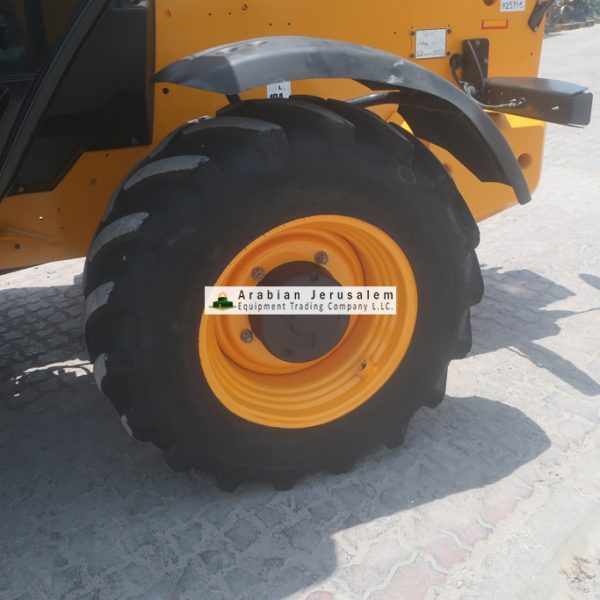JCB-540-180-25116-17-www.al-quds.com