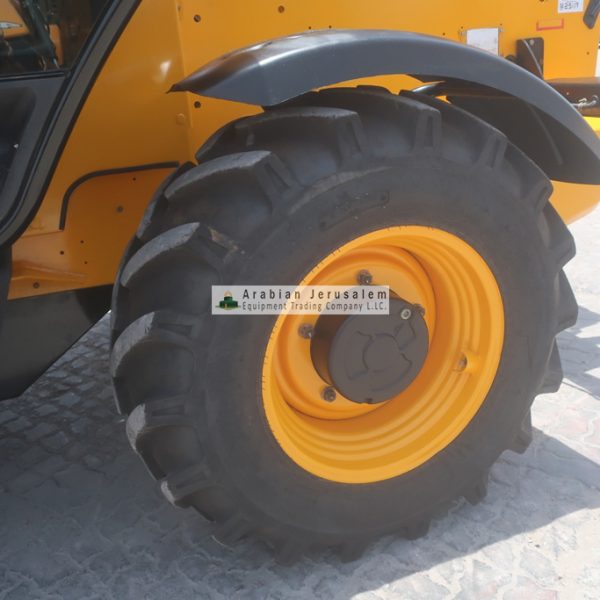 JCB-540-180-25117-16-www.al-quds.com