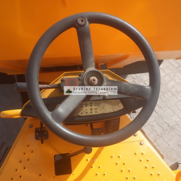 THWAITES-MACH590-25290-13-www.al-quds.com