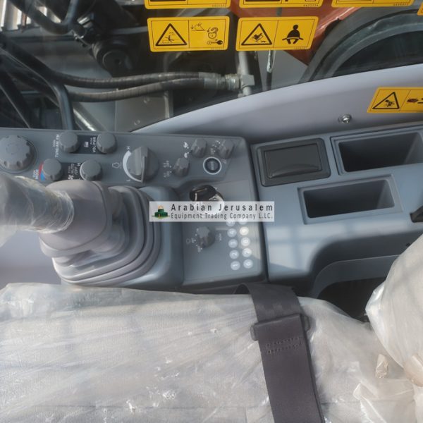 HITACHI-ZX220LC-5G-25240-12-www.al-quds.com