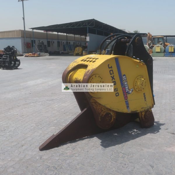 KOMATSU-JGXR20-25139-3-www.al-quds.com