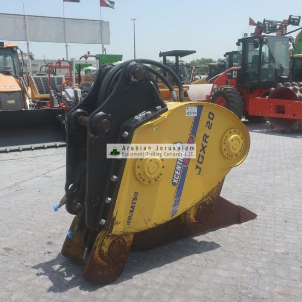 KOMATSU-JGXR20-25139-6-www.al-quds.com