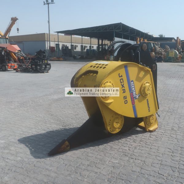 KOMATSU-JGXR20-25140-3-www.al-quds.com