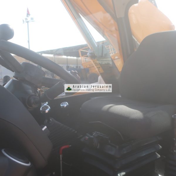 JCB-540-140-25461-12-www.al-quds.com