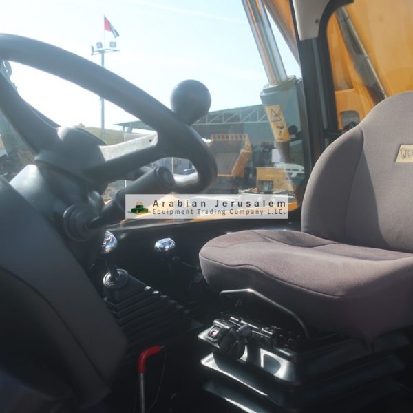 JCB-540-140-25462-10-www.al-quds.com