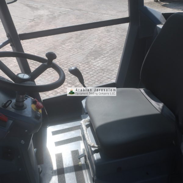 DYNAPAC-CA305-26057-12-www.al-quds.com